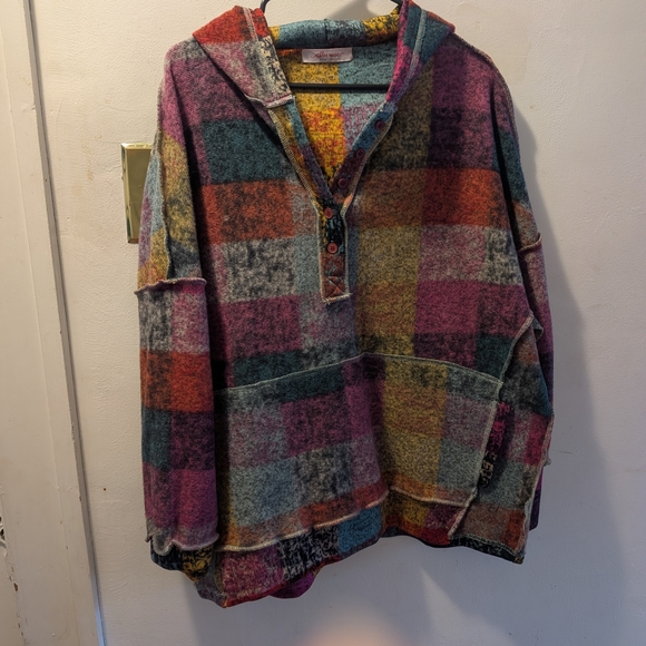 Ashlee Marie Boutique Sweaters - Multicolor Off-the-Shoulder Sweater